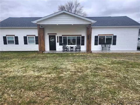 2295 Quaker Rd, Hartland, NY 14067