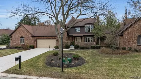 61 Hidden Rdg, Amherst, NY 14221