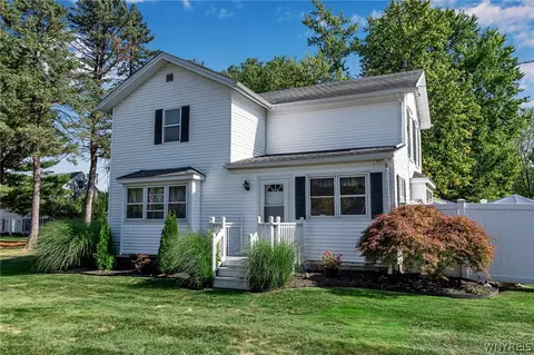 6889 Sand Hill Rd, Newstead, NY 14001