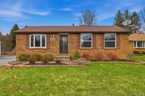 422 Rowley Rd, Depew, NY 14043