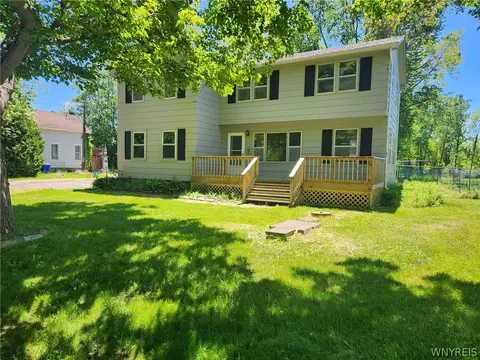 2646 Youngstown Lockport Rd, Porter, NY 14131