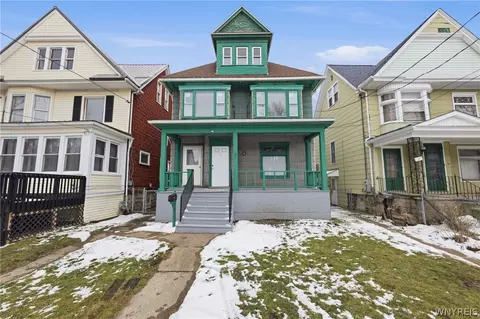 51 Lilac St, Buffalo, NY 14220