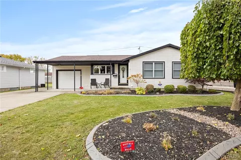 59 Idlewood Dr, Tonawanda, NY 14150