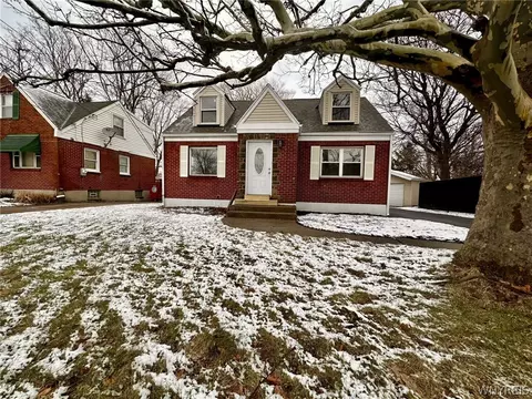 393 Beach Rd, Cheektowaga, NY 14225