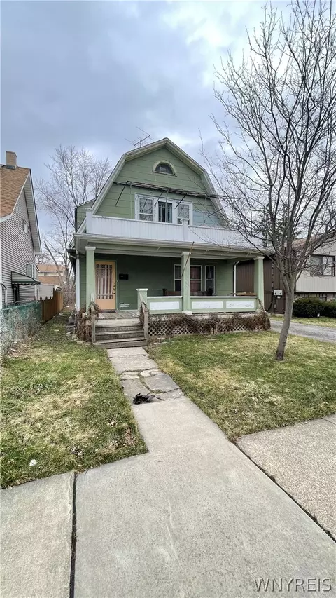 2208 Weston Ave, Niagara Falls, NY 14305