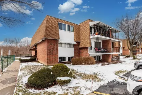 8421 Buffalo Ave #47, Niagara Falls, NY 14304