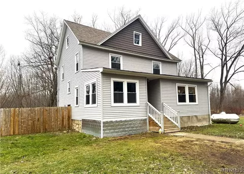 9416 Cone Dorman Rd, Batavia, NY 14020