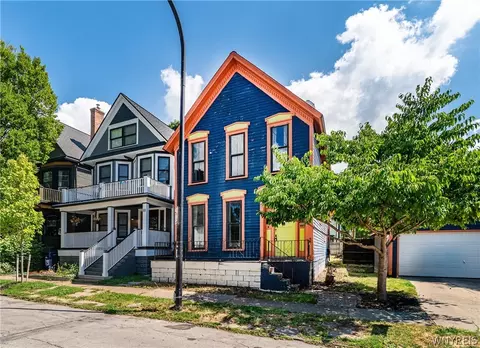 107 College St, Buffalo, NY 14201