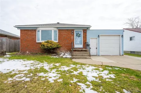 65 Dania Dr, Cheektowaga, NY 14225