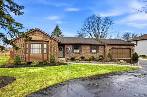 9165 Greiner Rd, Clarence, NY 14031