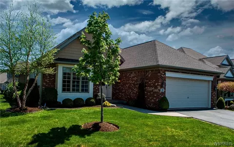 28 Lord Byron Ln, Amherst, NY 14221