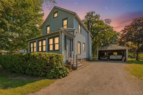 1721 Quaker Rd, Somerset, NY 14012