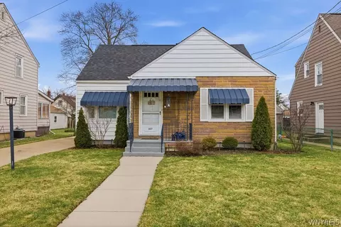 307 76th St, Niagara Falls, NY 14304