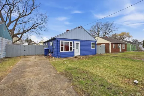 53 Koester St, Buffalo, NY 14220