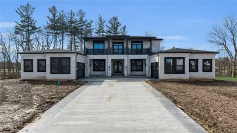 5520 Serenity Ct, Clarence, NY 14031