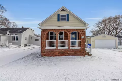 137 Emporium Ave, West Seneca, NY 14224