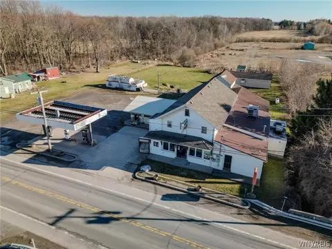 10204 Roosevelt Hwy, Yates, NY 14098