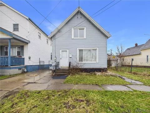 89 Jones St, Buffalo, NY 14206