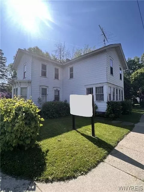 110 S Transit St, Lockport, NY 14094
