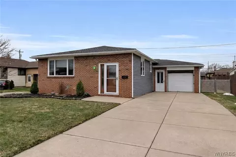 64 Banko Dr, Depew, NY 14043