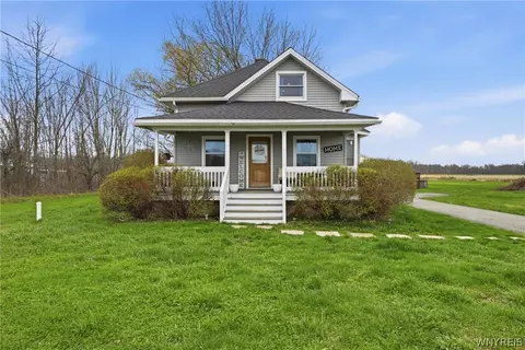 1934 Balmer Rd, Porter, NY 14131