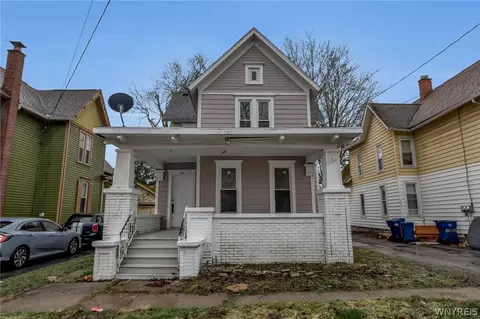 147 Grand St, Lockport, NY 14094