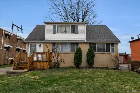 18 Fath Dr, Cheektowaga, NY 14225