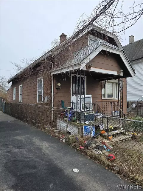 31 Central Ave, Buffalo, NY 14206