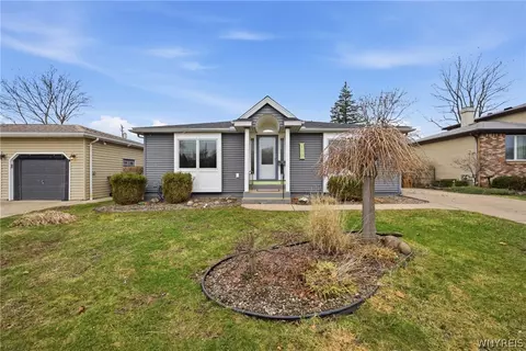 120 Brentwood Dr, Cheektowaga, NY 14227