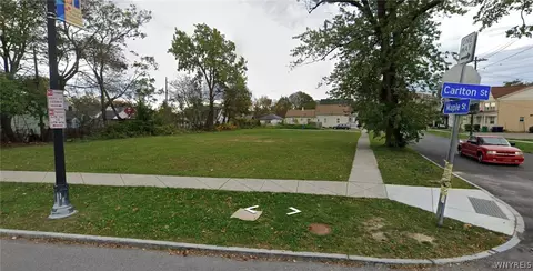203 Maple St, Buffalo, NY 14204 photo 5