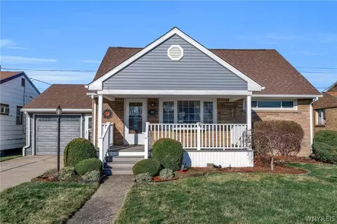242 N Pleasant Pkwy, Cheektowaga, NY 14206