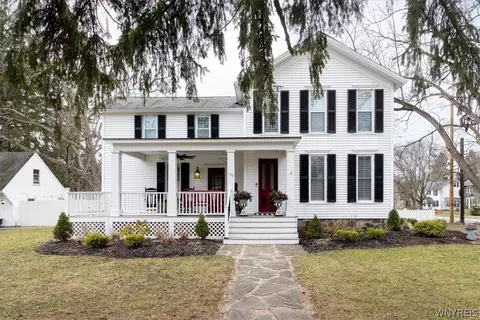 139 Maple Rd, Aurora, NY 14052