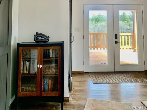 Entry Way - 6451 Java Lake Rd, Arcade, NY 14009 photo 2 of 2
