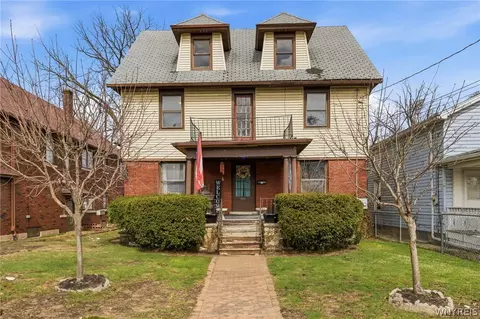1882 Niagara Ave, Niagara Falls, NY 14305