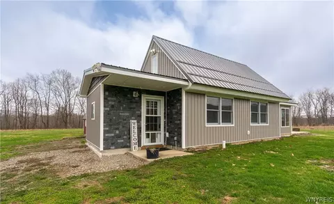 2473 Bunker Hill Rd, Randolph, NY 14772