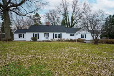 6861 Jewett Holmwood Rd, Orchard Park, NY 14127