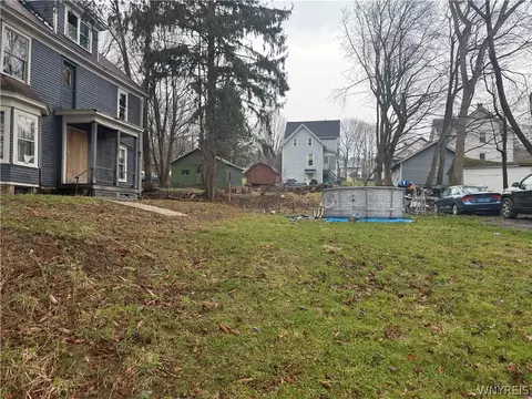 102 Wescott St, Jamestown, NY 14701