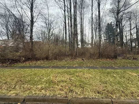 Dunn Avenue, Jamestown, NY 14701