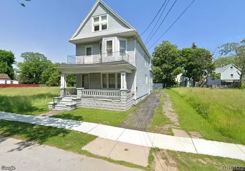 49 Howlett St, Buffalo, NY 14211