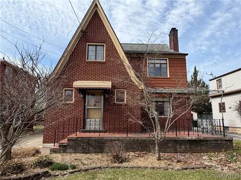 610 31st St, Niagara Falls, NY 14301