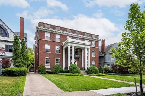 107 Oakland Pl Apt 1 Pl, Buffalo, NY 14222