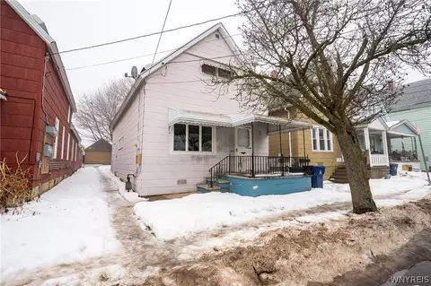 166 Barnard St, Buffalo, NY 14206