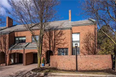 324 Rivermist Dr, Buffalo, NY 14202