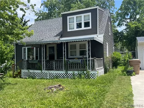 15 Allendale Rd, Cheektowaga, NY 14215