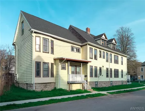 370 Breckenridge St, Buffalo, NY 14213