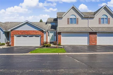 32 N Hill Dr, West Seneca, NY 14224