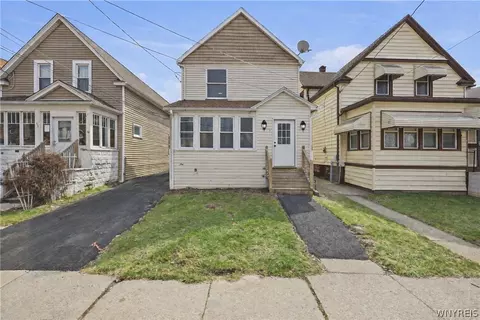 61 Princeton Pl, Buffalo, NY 14210