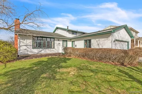 146 N Brier Rd, Amherst, NY 14228