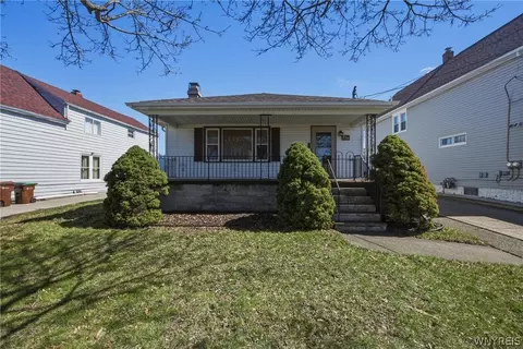215 Halstead Ave, Sloan, NY 14212