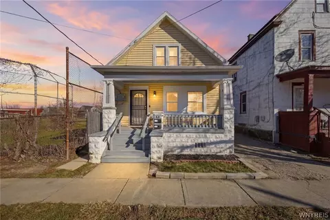 44 Moreland St, Buffalo, NY 14206